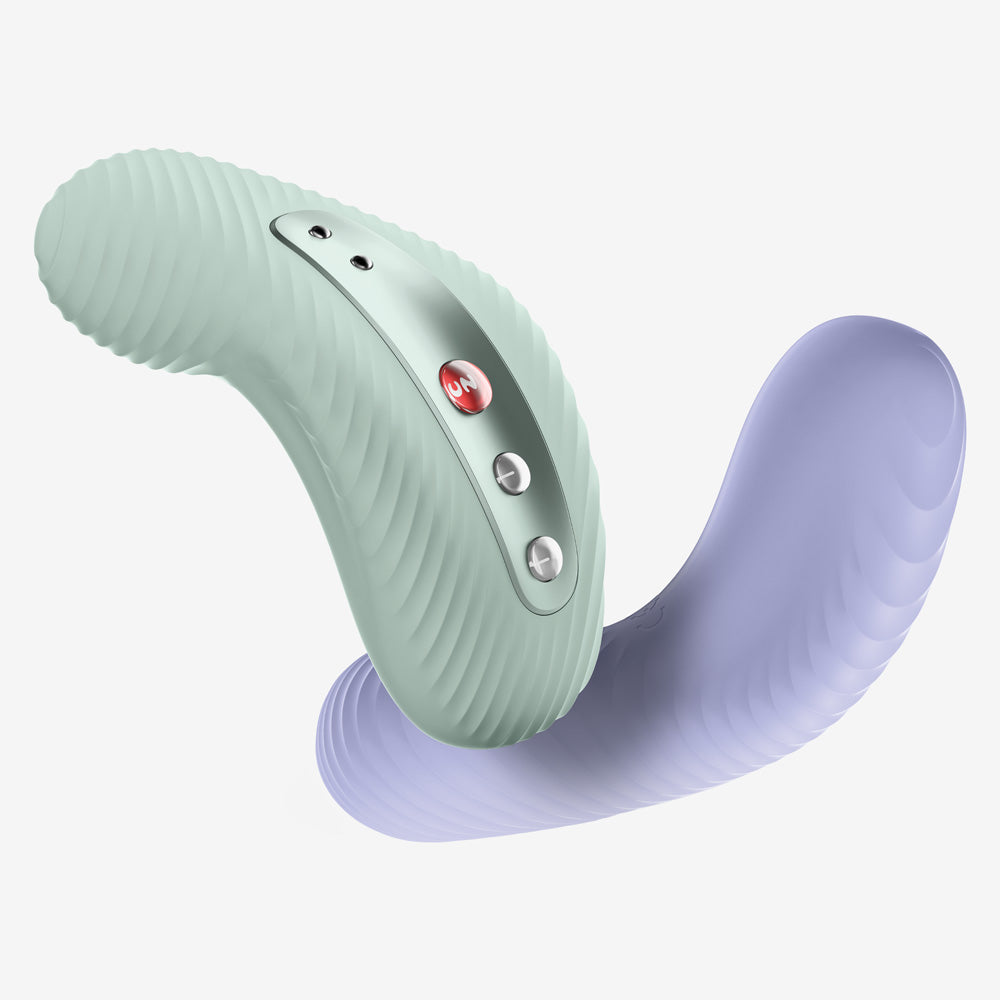 Laya 3 Lay-On Vibrator in both sage and violet