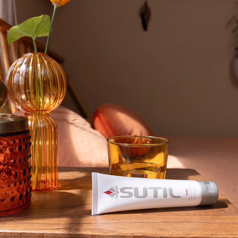Sutil Luxe on display on a coffee table