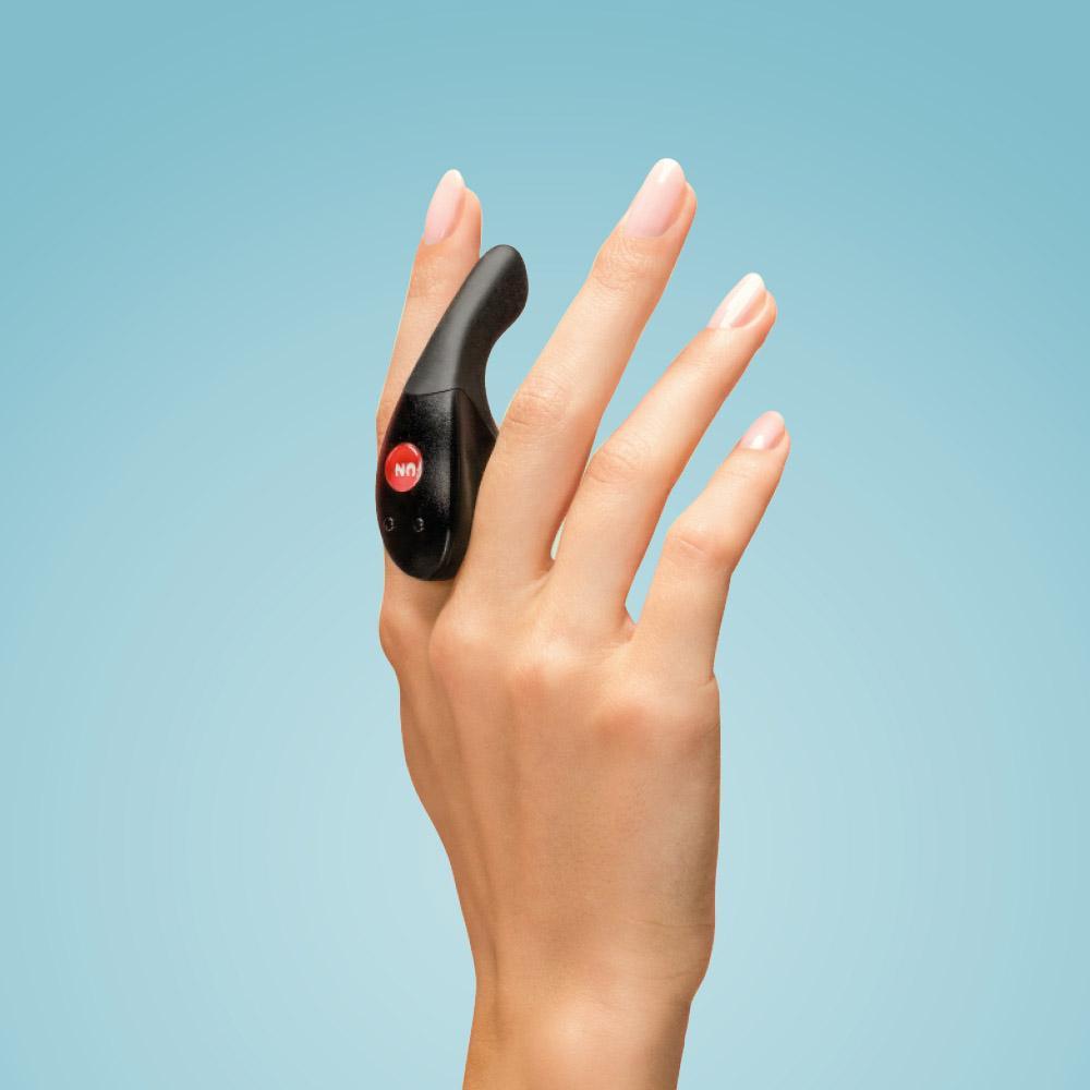 BEONE vibrator for fingers couples