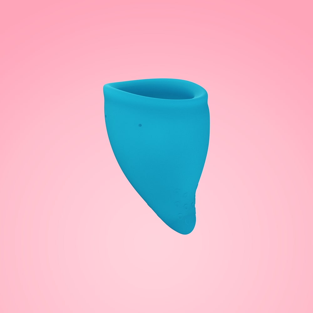 FUN CUP size A in turquoise against light pink background