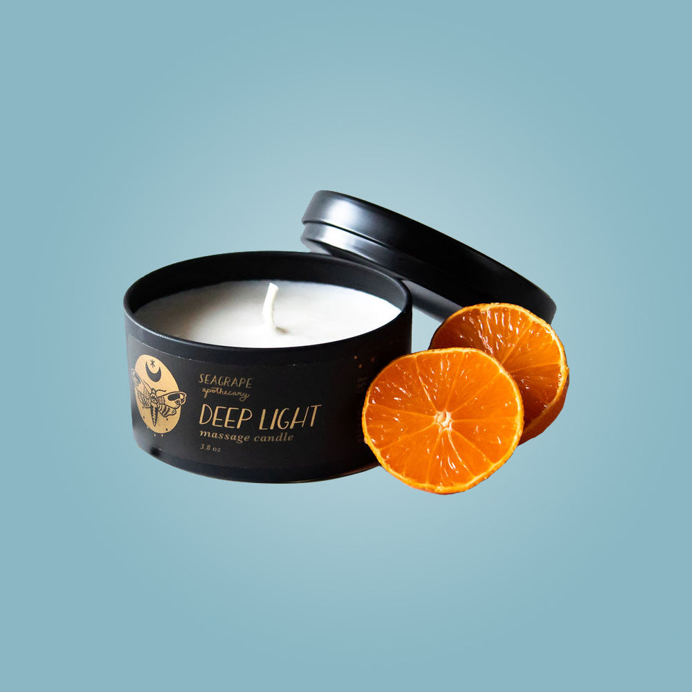 Deep Light massage candle with natural oils